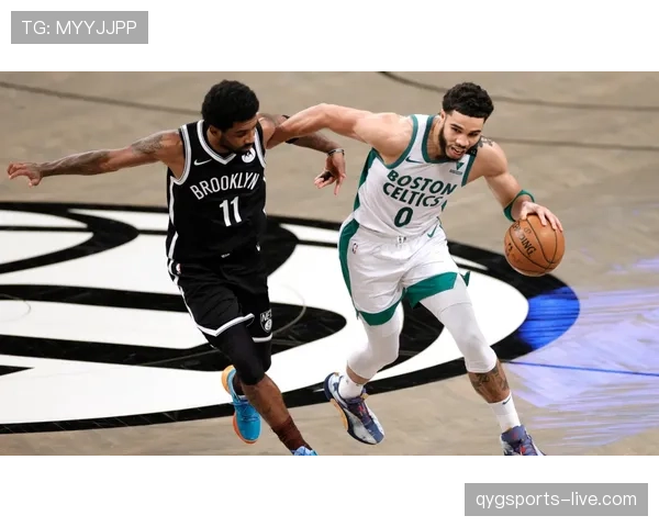 特伦特无球跑动拉开空间，3D属性成球队外线关键