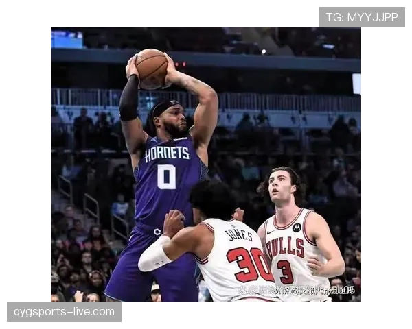 布泽尔高效背打拉开内线空间助公牛提升终结率