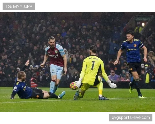 曼联锋线效率问题突出，进攻端表现受限影响争四形势