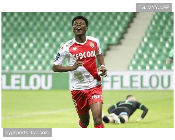 祖布门迪强强对话中后腰表现及比赛影响解析